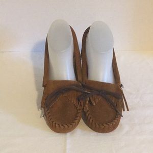 Women’s Minnetonka Moccasins